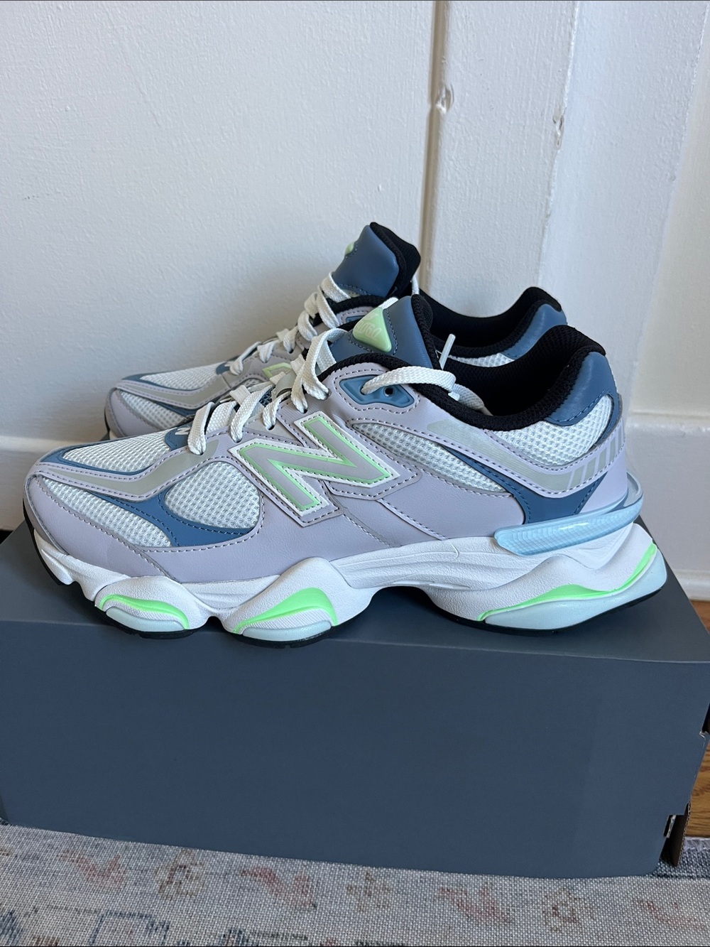 New Balance 9060 Unisex Sneakers